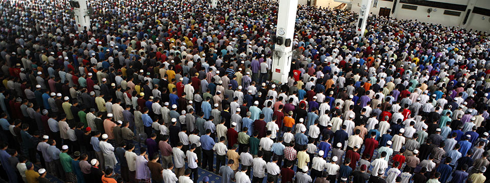 Sreća je u džematu, a ne u samoći