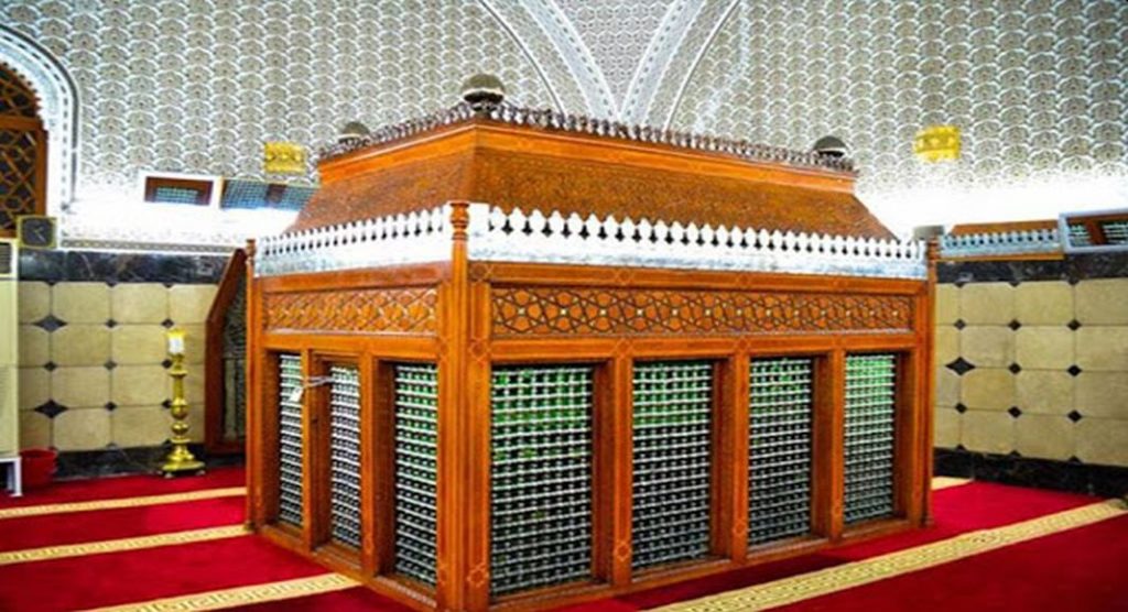 OTAC FIKHSKE NAUKE:  IMAM-I ÂZAM EBU HANIFE, RAH.